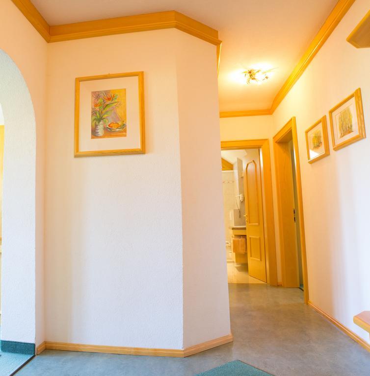 Apartmenthaus Brigitte 洛伊塔施 客房 照片